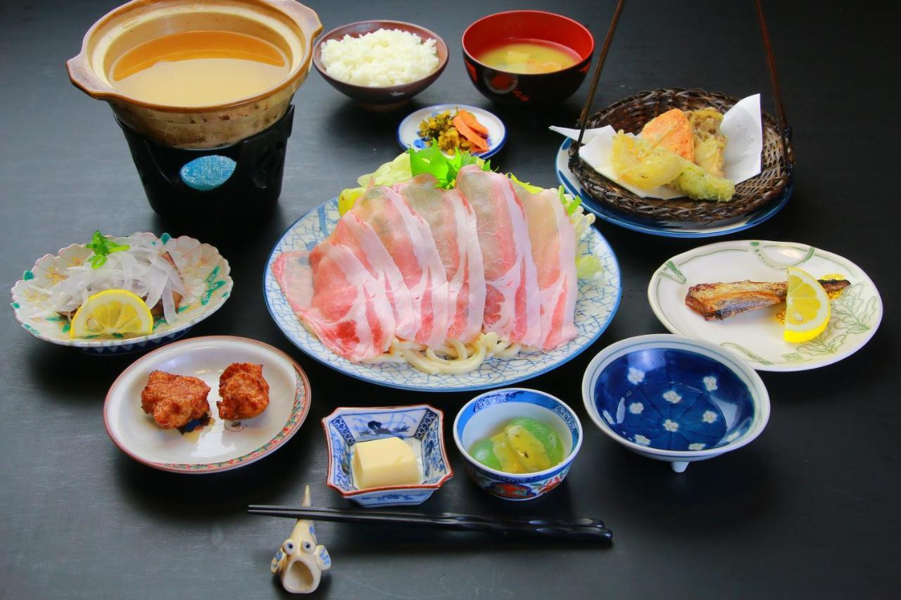 Family Ryokan Kawakyu Ibusuki Eksteriør billede